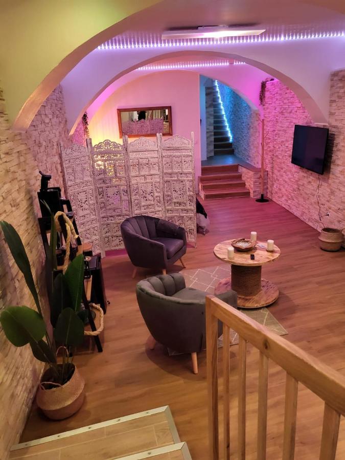 Le Spa De La Cathedrale - Jacuzzi - Sauna - Champagne - Netflix - Wifi Troyes Eksteriør billede