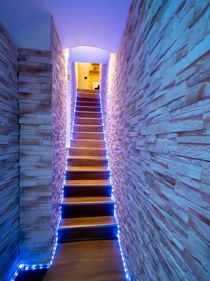 Le Spa De La Cathedrale - Jacuzzi - Sauna - Champagne - Netflix - Wifi Troyes Eksteriør billede
